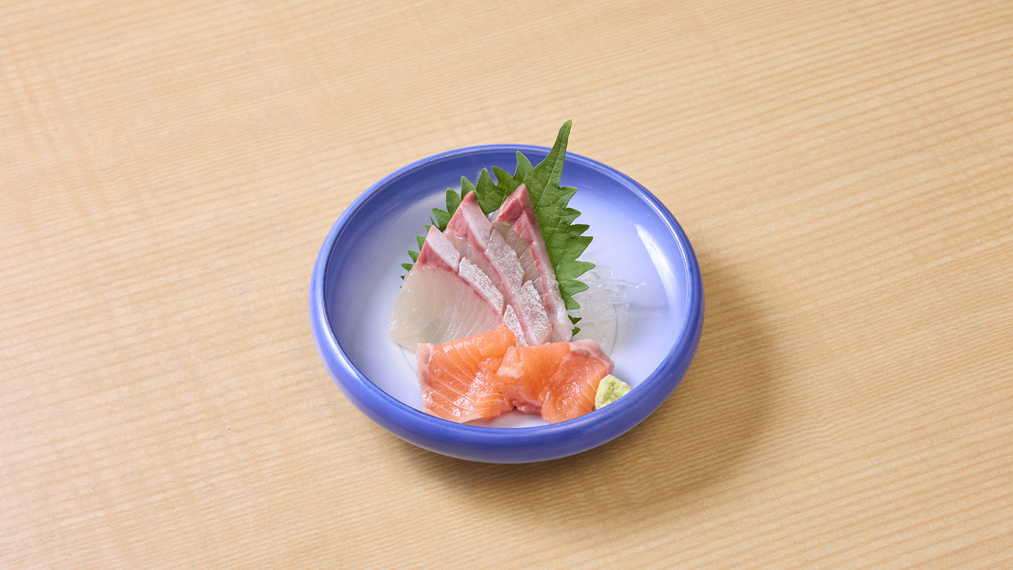 ・【夕食一例】新鮮な海の幸を贅沢に。素材の味を活かした、上品な味わいが魅力です