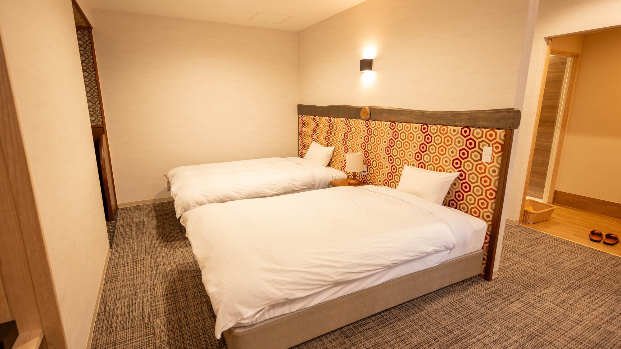 リニューアル洋室【40平米】