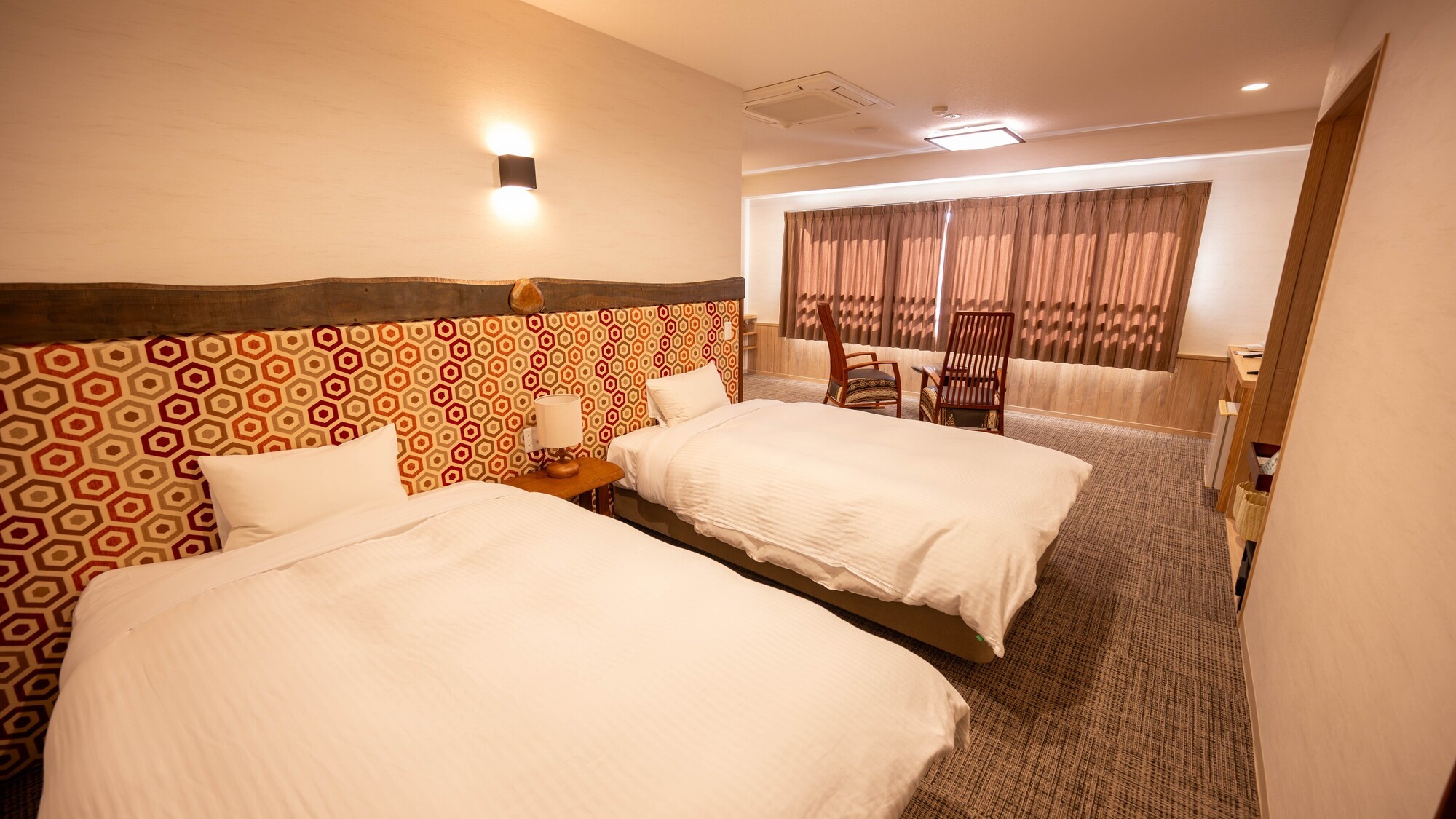 リニューアル洋室【40平米】