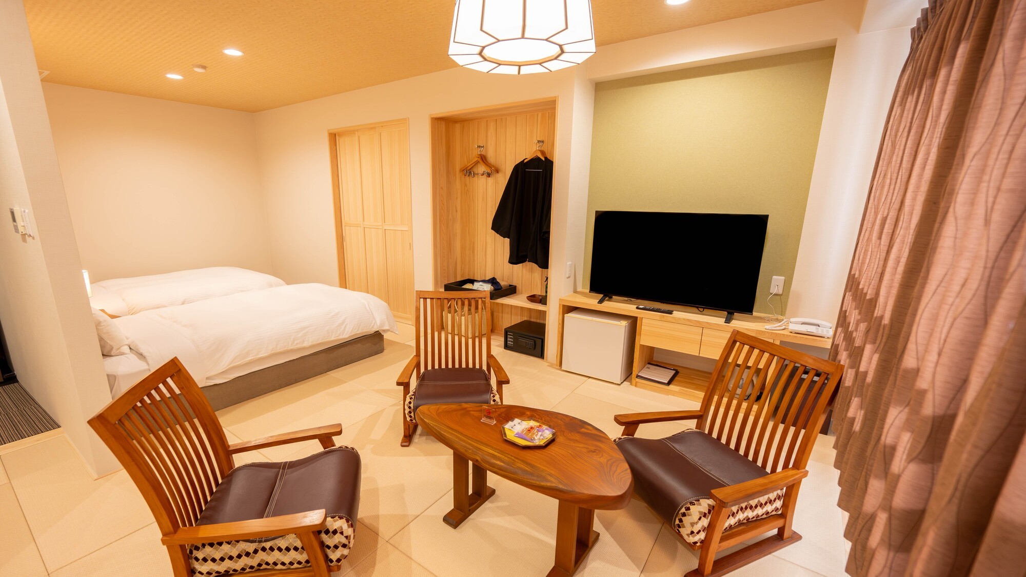 リニューアル和洋室【40平米】