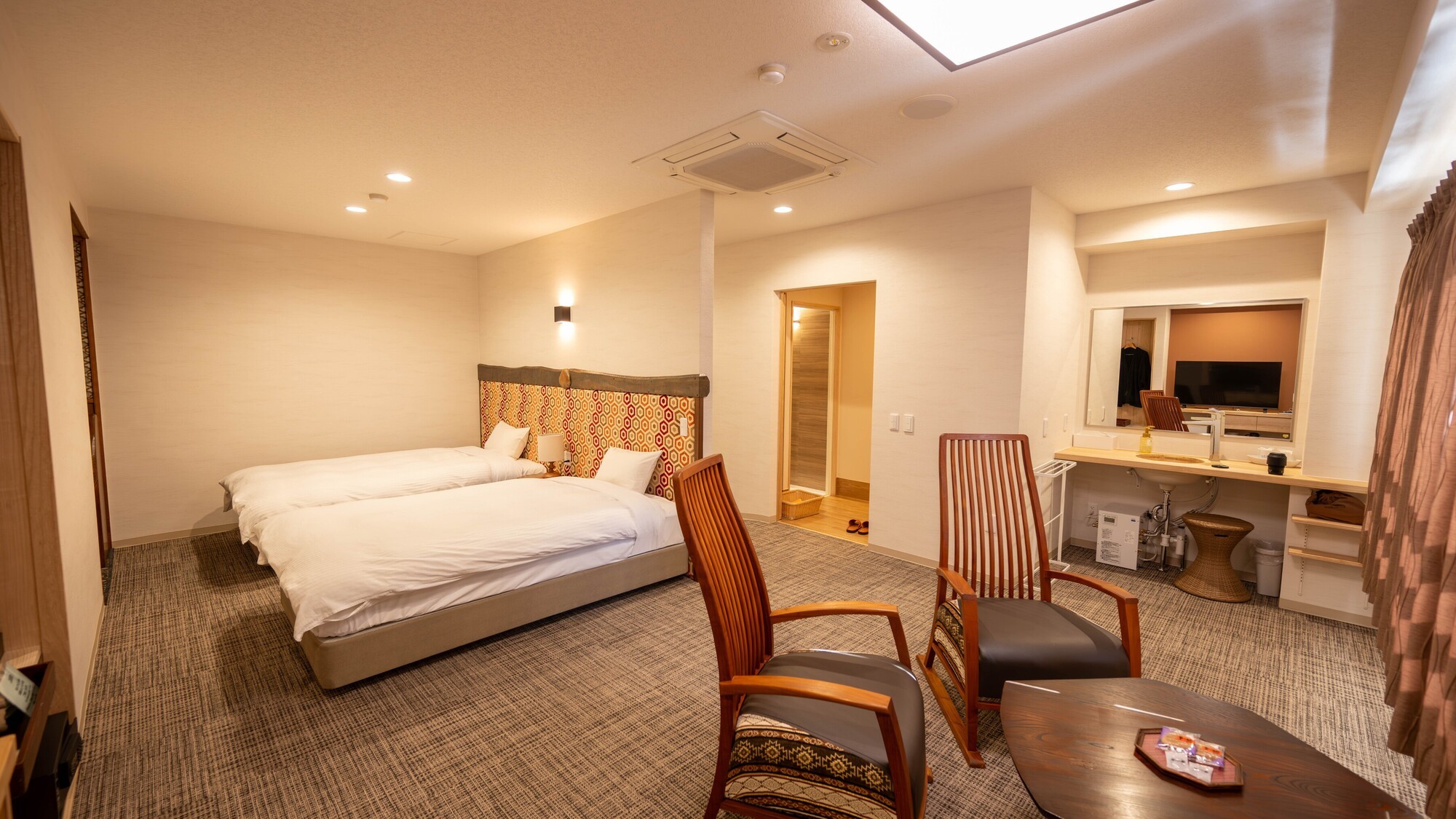 リニューアル洋室【40平米】