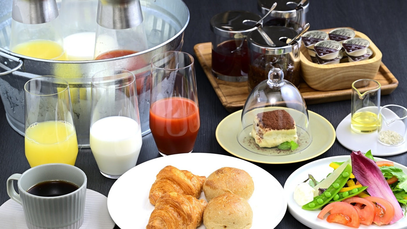 【早期予約60】源泉かけ流し（加水あり）温泉付客室★オールインクルーシブ／囲炉裏風ダイニングしらかば