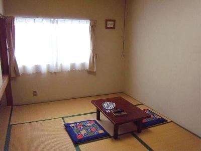 An example of a guest room