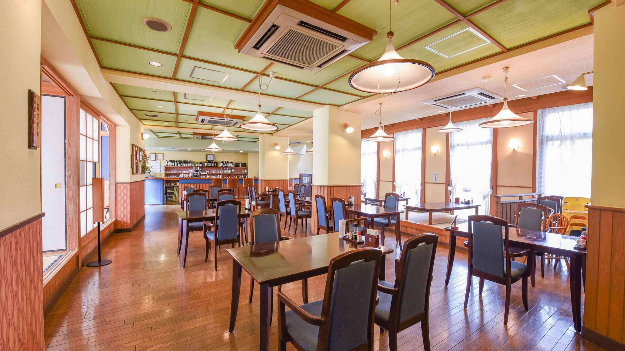 *【お食事処：和風レストラン「茶膳亭」】定休日：月曜