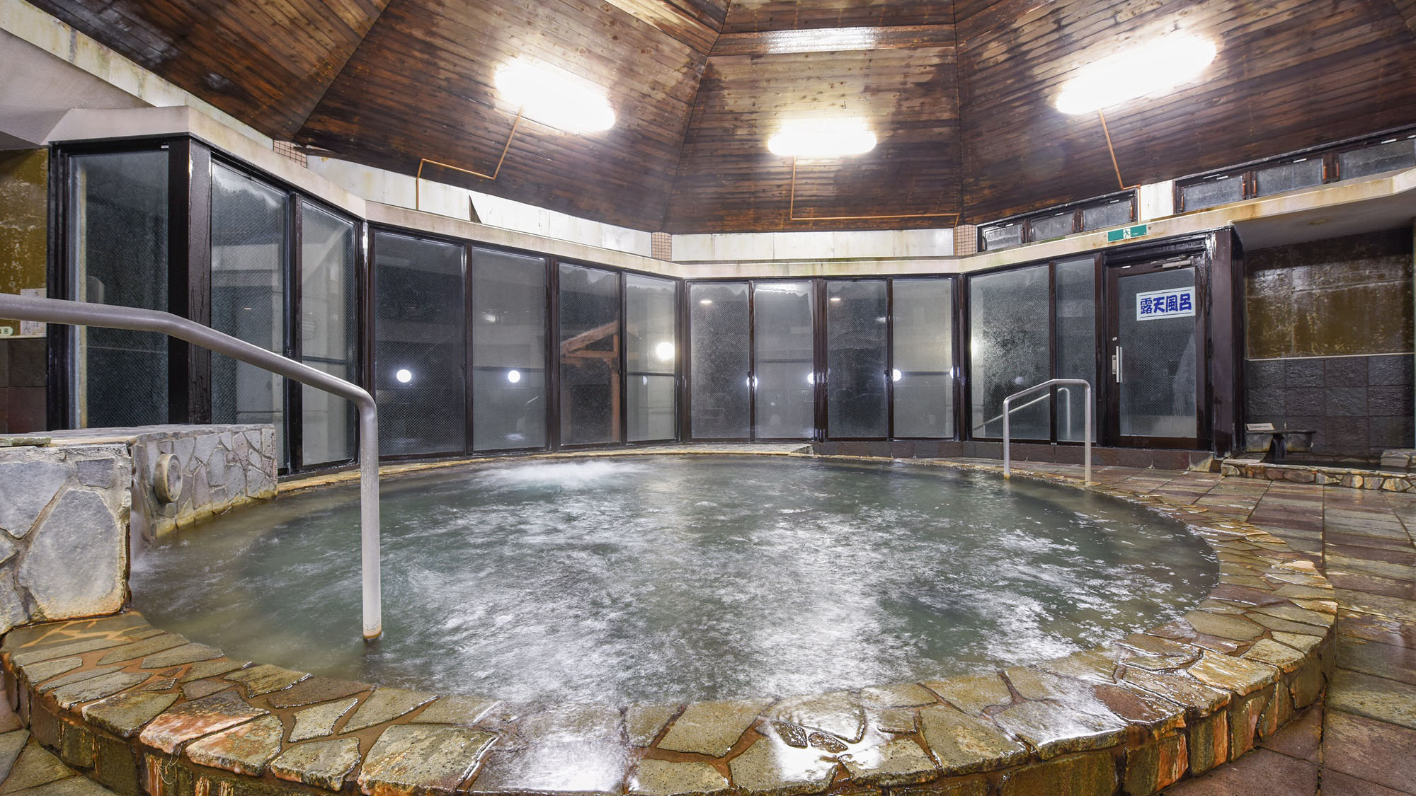 詳細*【大浴場・女湯】１週間置きに女風呂と男風呂が入れ替わります。