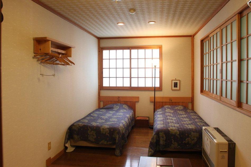 Western-style room