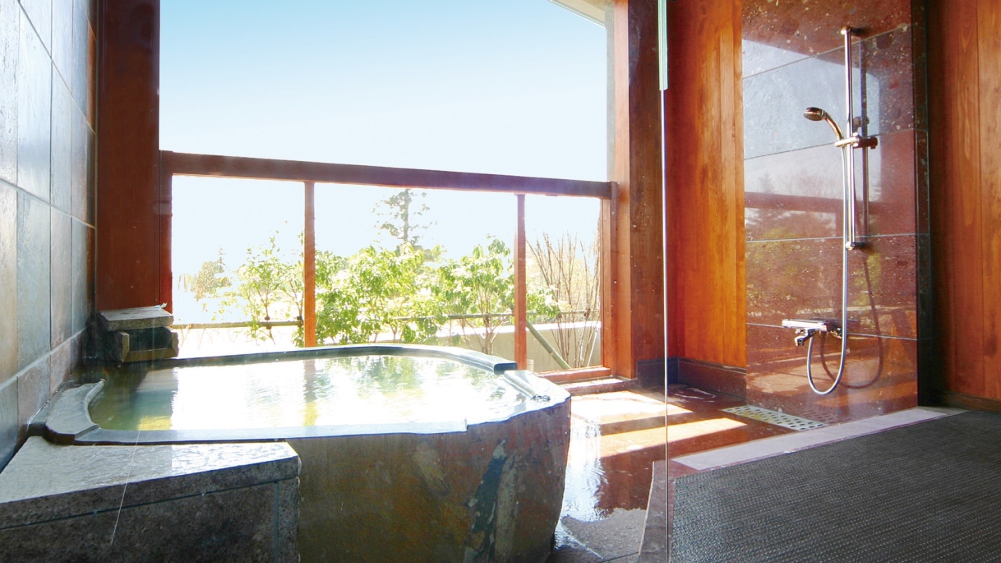 【共立リゾート★夏旅】＜第1弾＞30日以上前のご予約で≪スタンダードプラン≫から最大3500円OFF