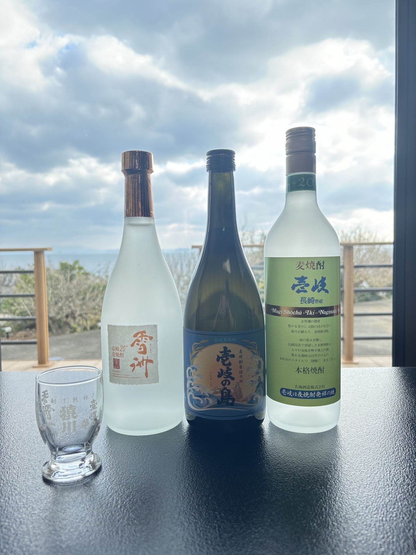 【長崎県しま旅壱岐×飲み比べ体験】玄界灘を眺める絶景の民宿で飲み比べ体験付き＜素泊まり＞