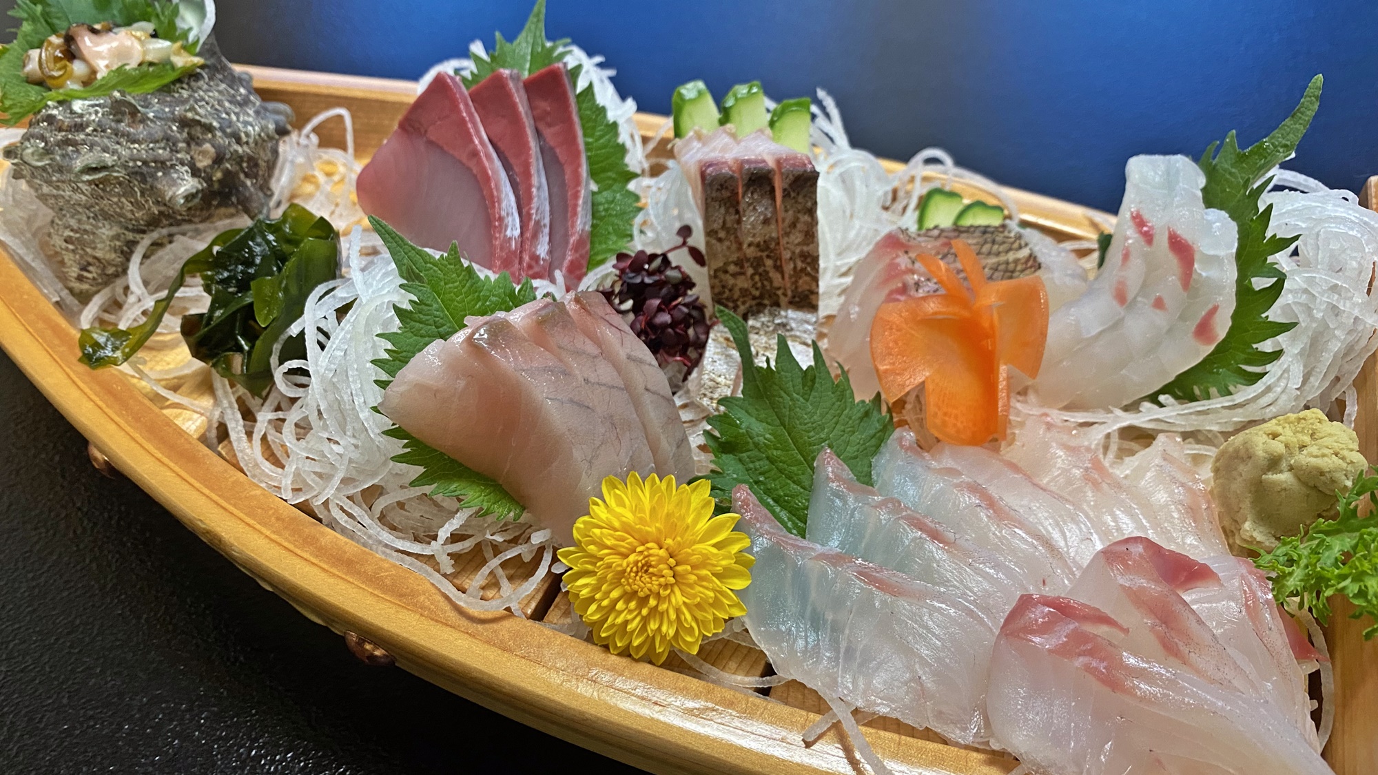 *【夕食一例/舟盛】壱岐の新鮮な海の幸！豪華な舟盛に圧巻の夕食。せっかくだから島の幸をご賞味あれ♪