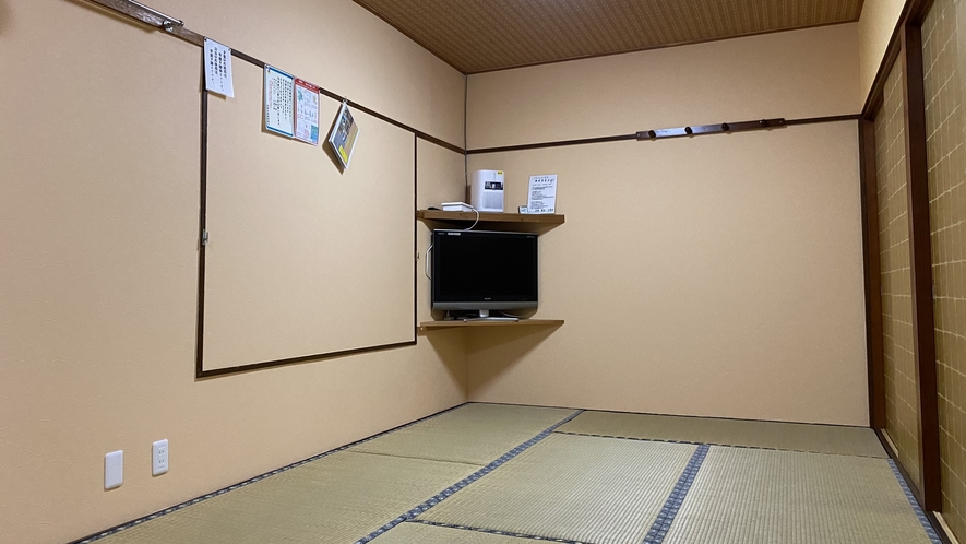 *【和室10.5畳】ゆったりとくつろげる和室。お風呂にもお食事処にも近く、何かと便利◎