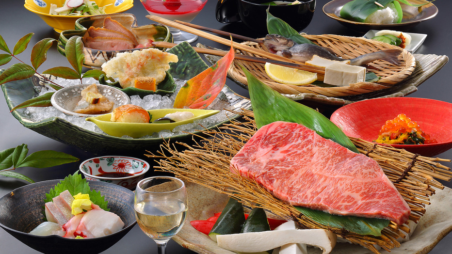 【巡るたび、出会う旅。東北】【お料理ランクUP】南部鉄器と囲炉裏で食す岩手黒毛和牛ステーキいろり会席