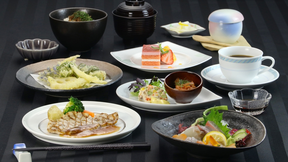 【夕食付】お手軽に「創作和洋会席＂なごみ＂」プラン〜朝はゆっくりしたい方へ