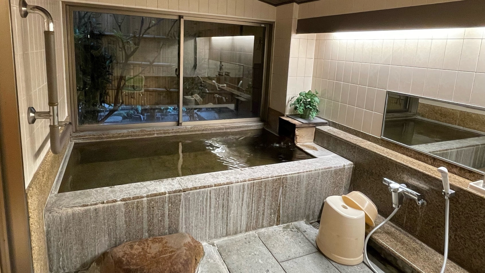 【朝食付プラン】ご到着は22時迄OK-気軽に温泉満喫プラン