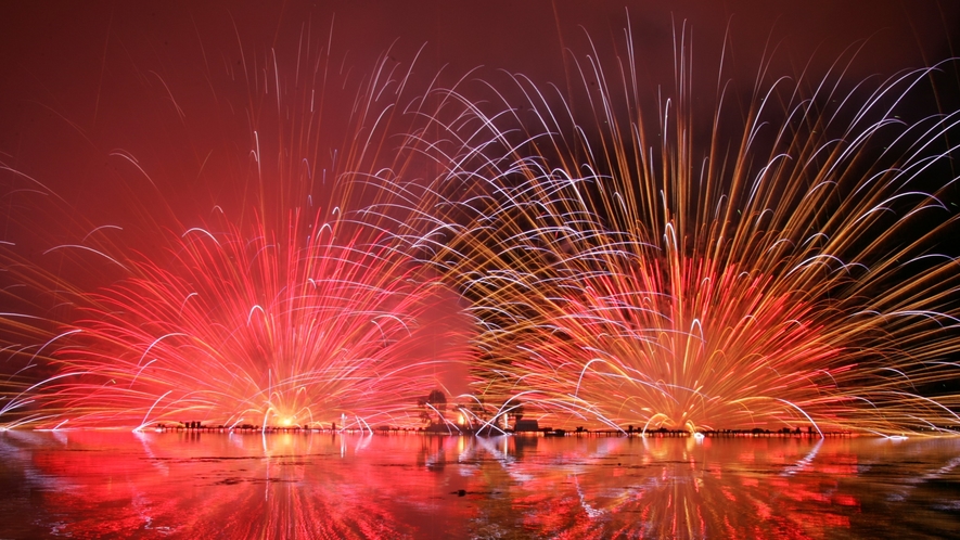 諏訪湖祭・湖上花火大会イメージ