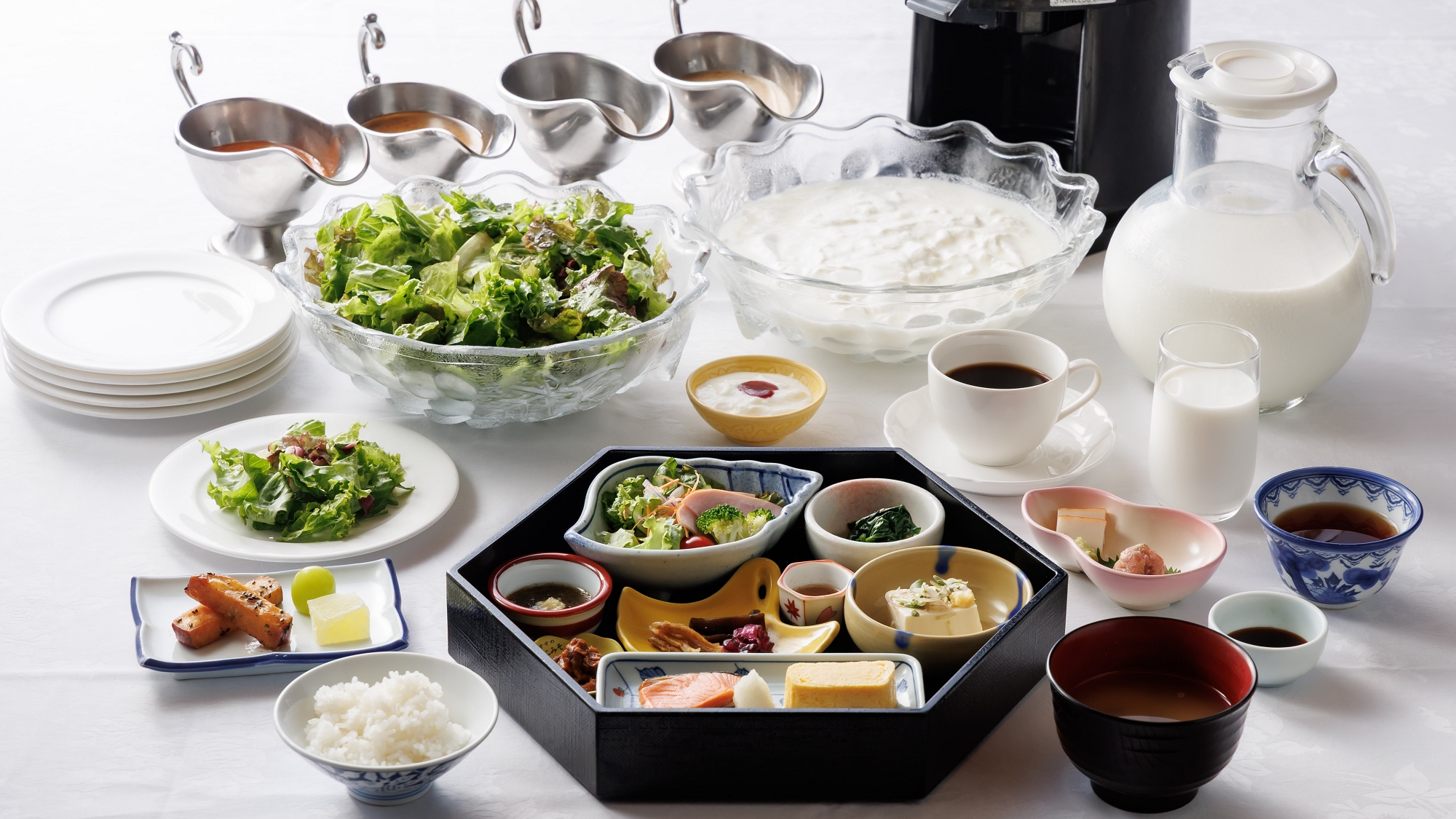 □ご朝食　一例