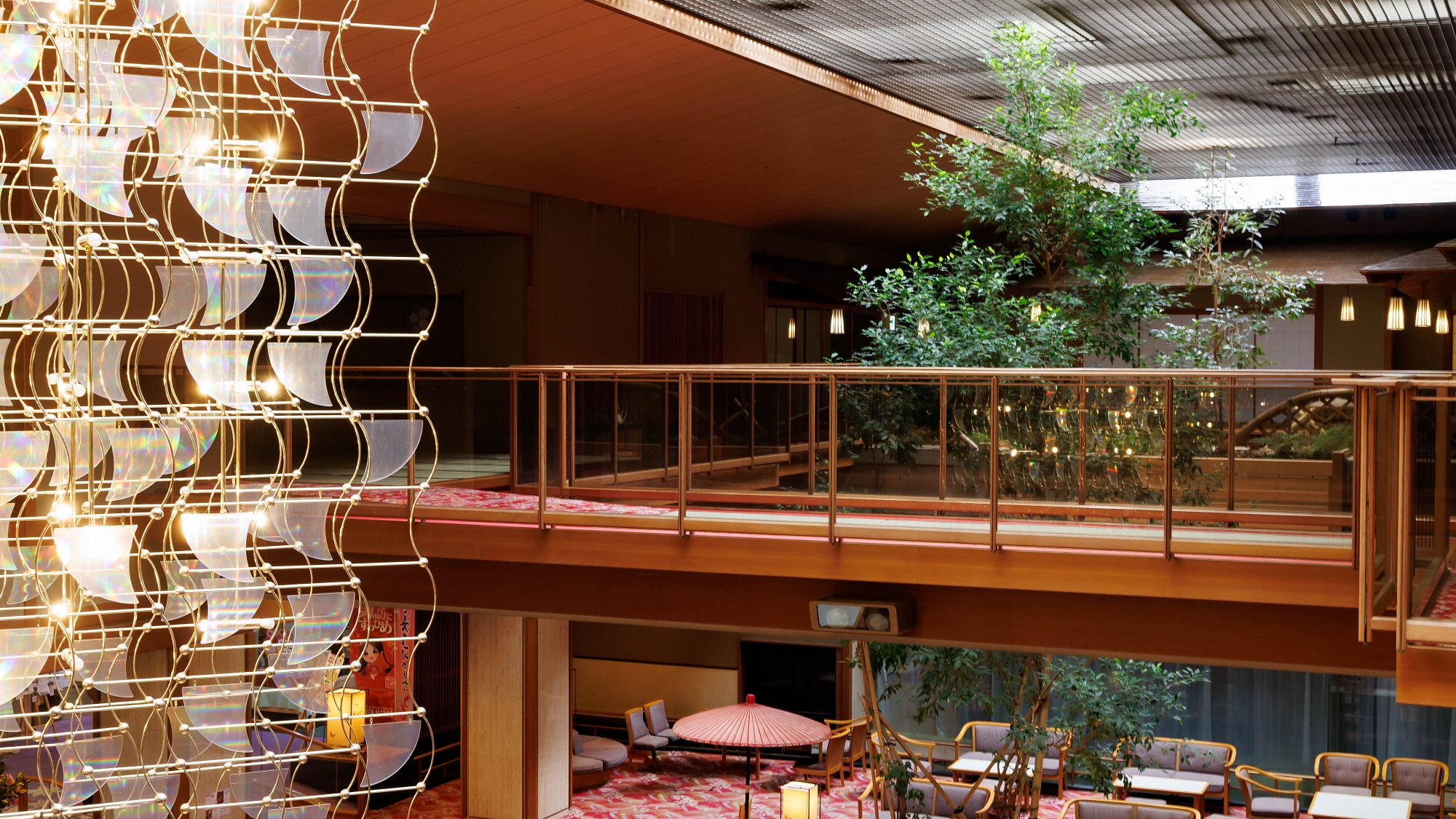 □ロビーラウンジ「胡蝶」