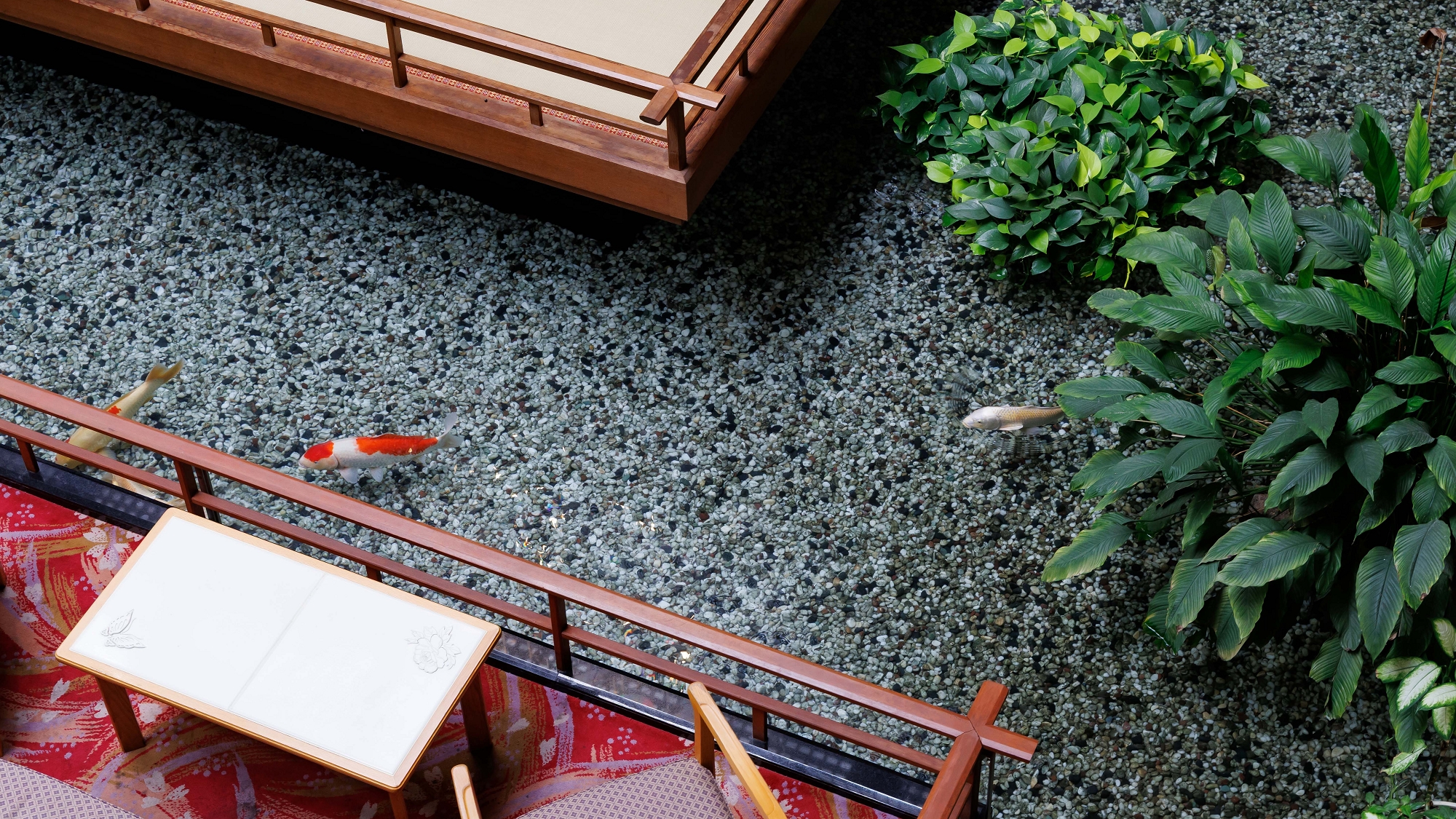 □ロビーラウンジ「胡蝶」