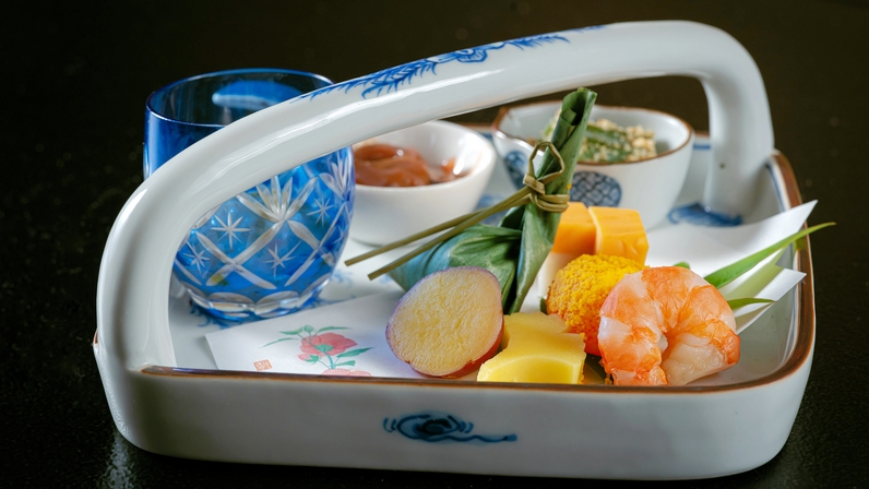 ＜基本／1泊2食付き＞自然豊かなロケーションと、芭蕉が絶賛したと言われる温泉が自慢の隠れ宿／遊菜会席