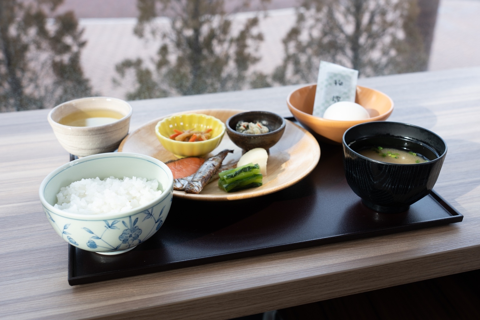 【直前割／朝食付】30日前から前日までの予約限定◆和洋中50種類のバイキング＆展望大浴場