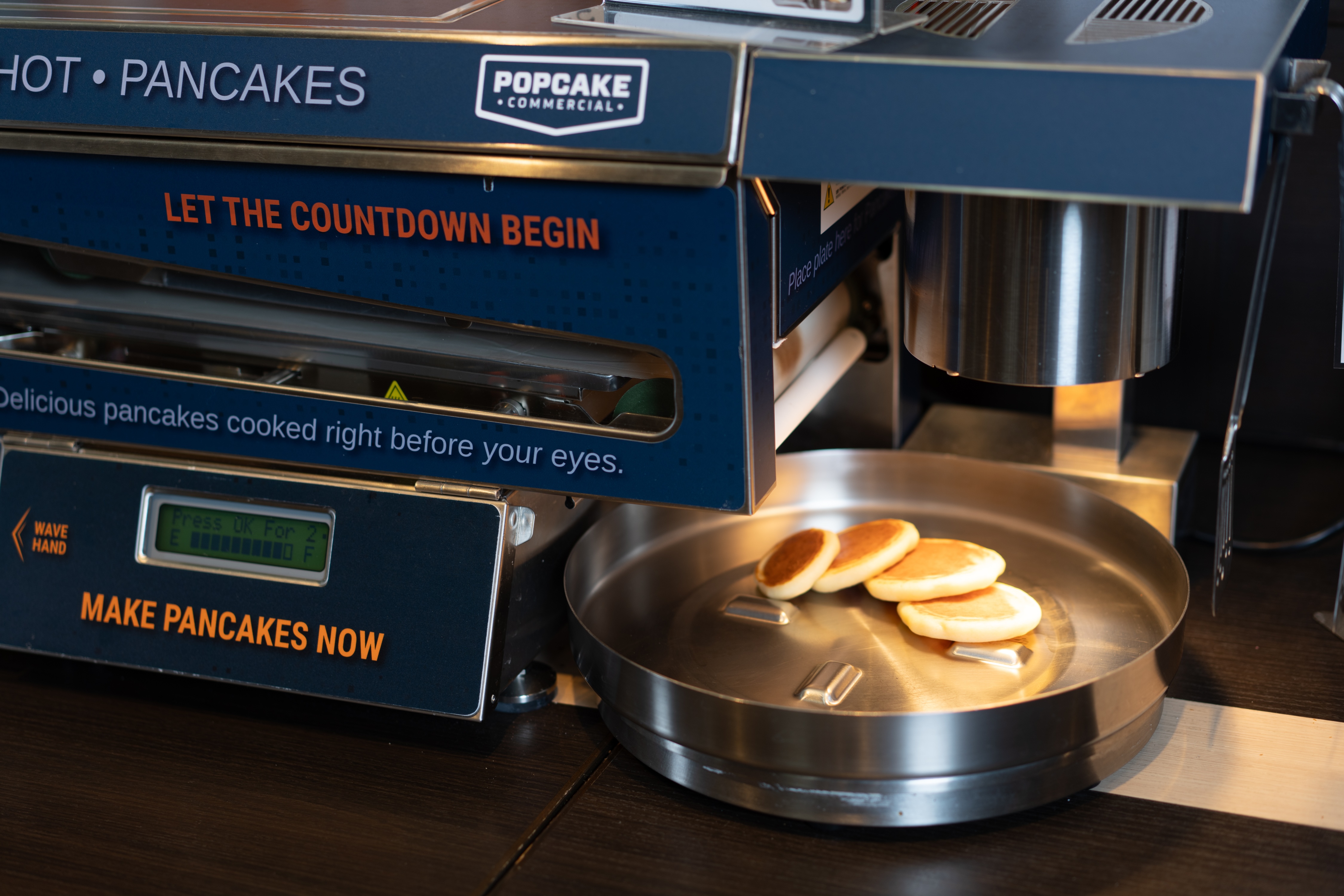 朝食バイキング／自分で焼くパンケーキ（イメージ）