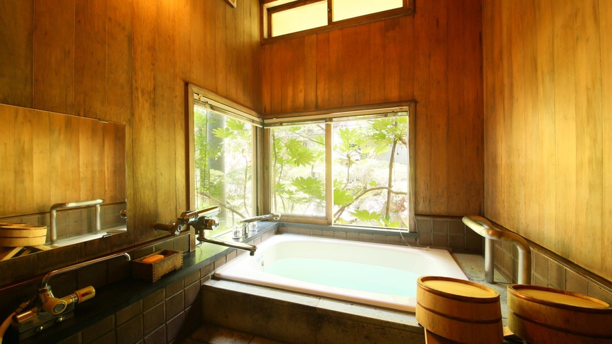 【和室8畳+広縁】温泉内風呂付　ご自身でお湯を溜めてご利用ください。