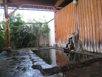 大人限定の贅沢体験　銘酒ウィスキーと美食に酔う1泊２食プラン　(白州か山崎どちらか1杯付)