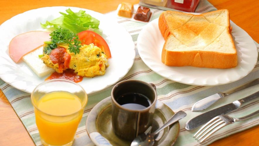 ＜朝食一例＞～洋食～ご朝食は「和食」か「洋食」選べます！事前にご希望をお知らせ下さい