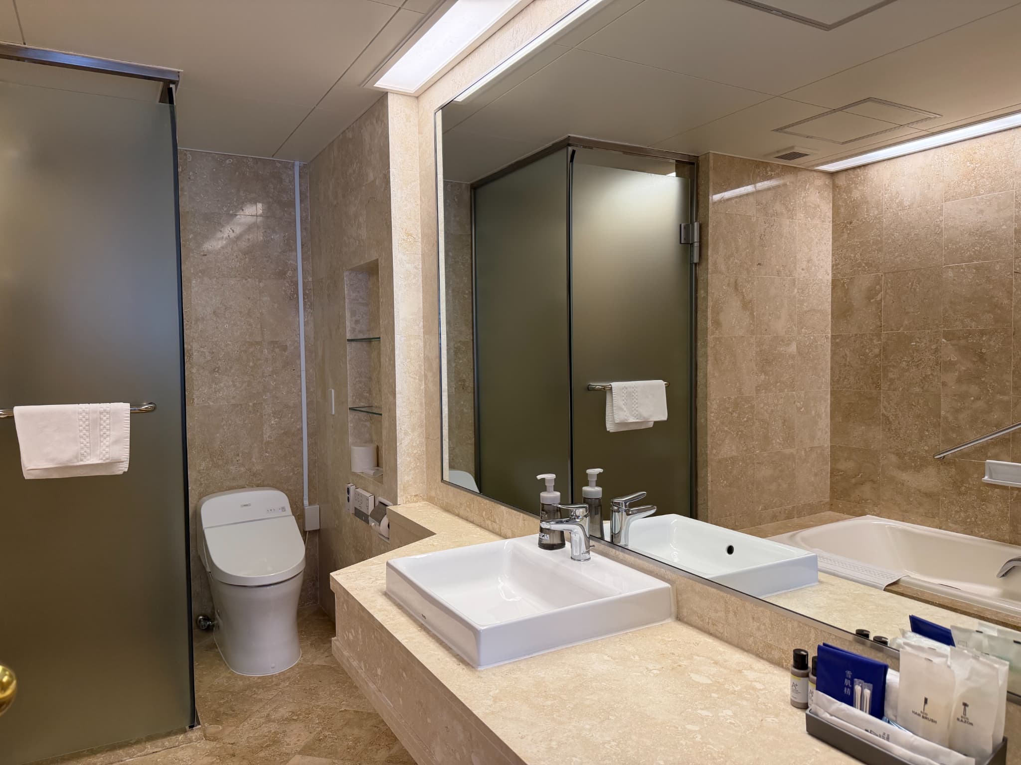 客室バスルーム(スイートキング)