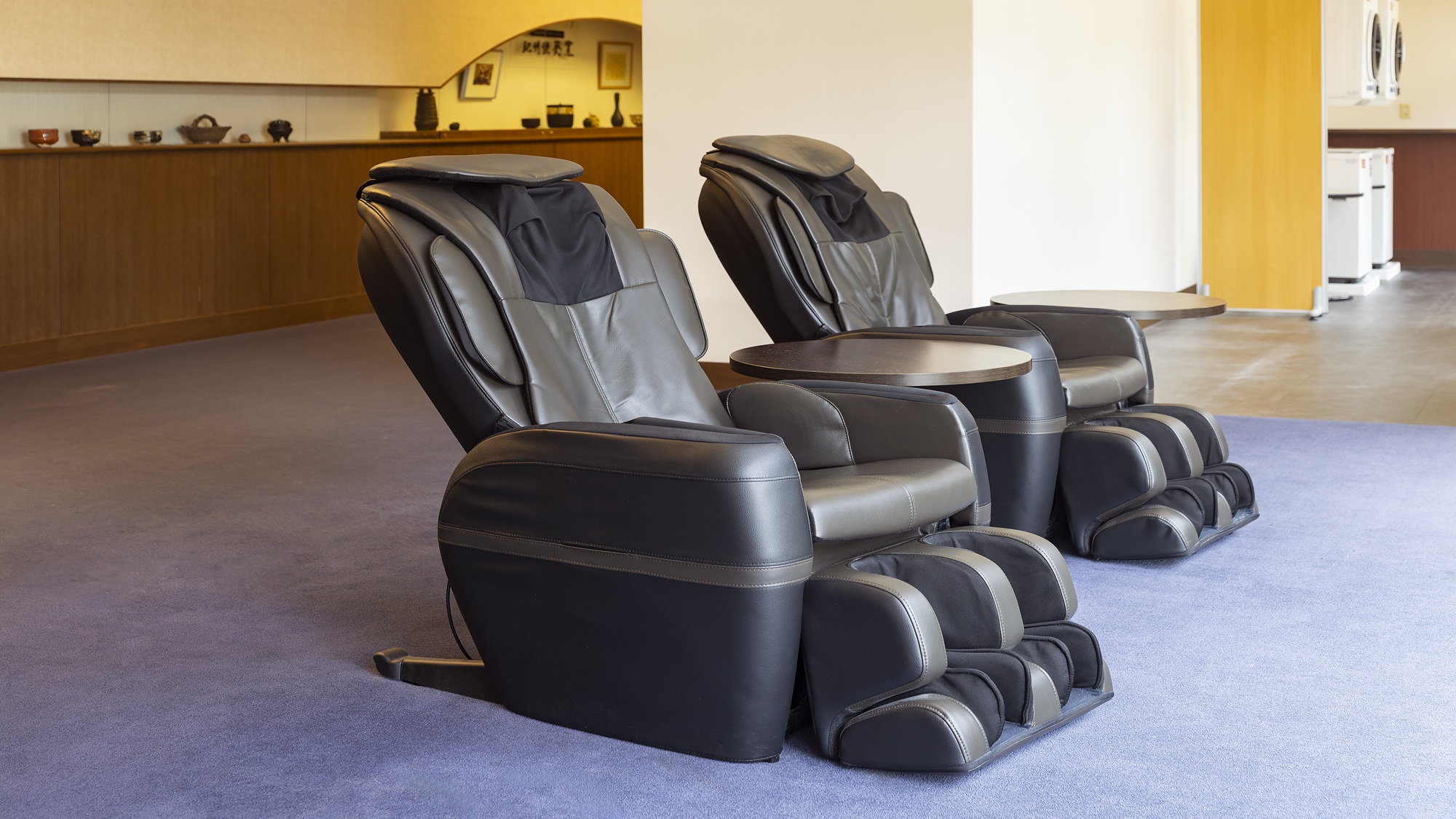 【館内設備丨マッサージチェア】