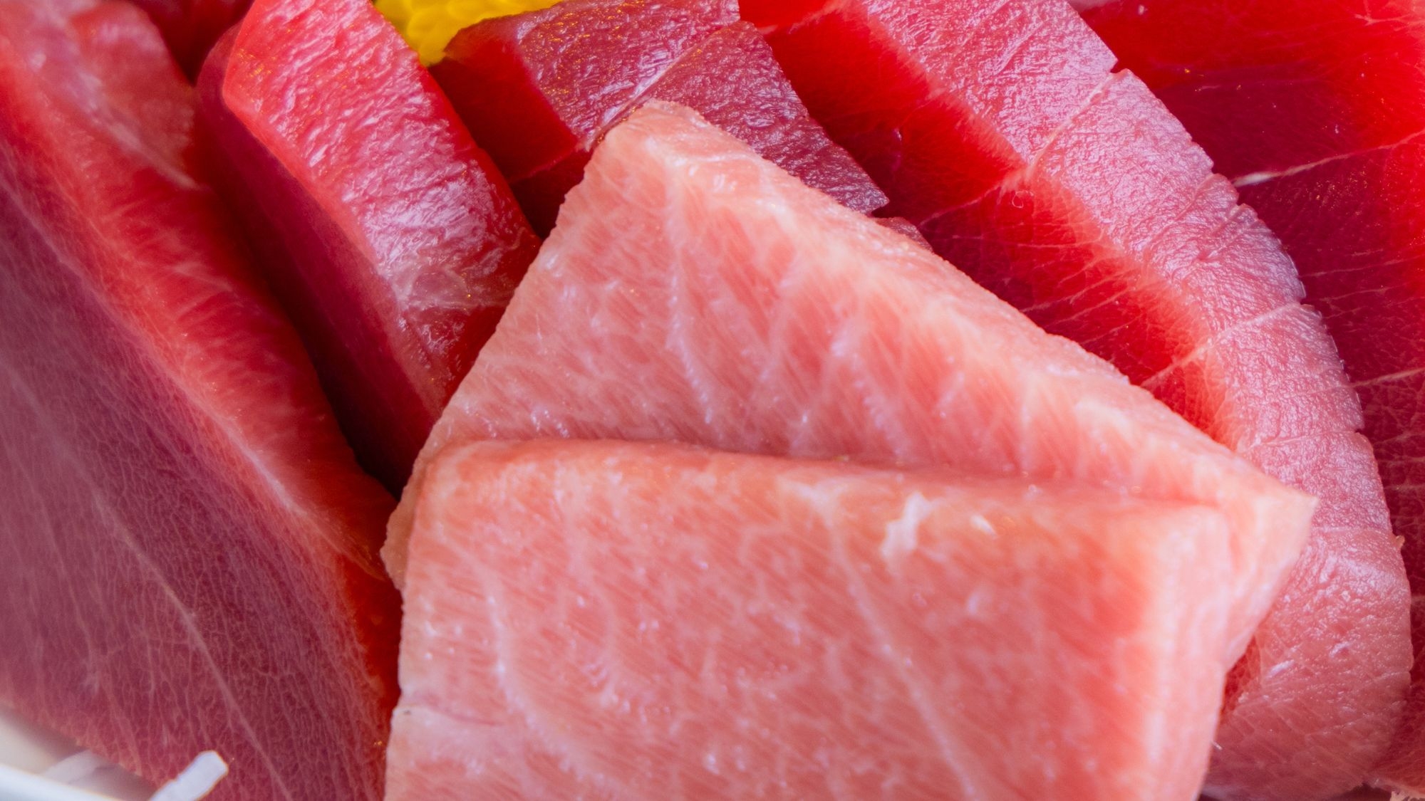【贅沢海鮮】本鮪と伊豆地魚｜あわび・蟹・黒毛和牛から選べる炎料理｜海望む露天風呂付客室