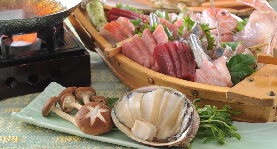 料理長一押しプラン・伊豆地魚と本鮪船盛・選べる海鮮しゃぶしゃぶ
