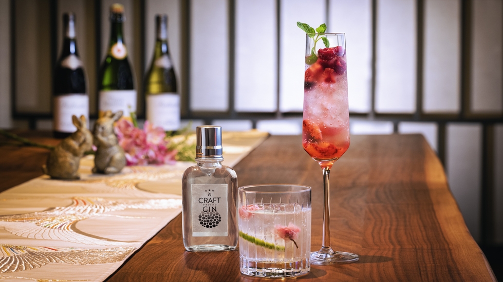 【4・5月限定】当社ブランドのクラフトジン〜春のカクテルとお料理のマリアージュ【銀の月】