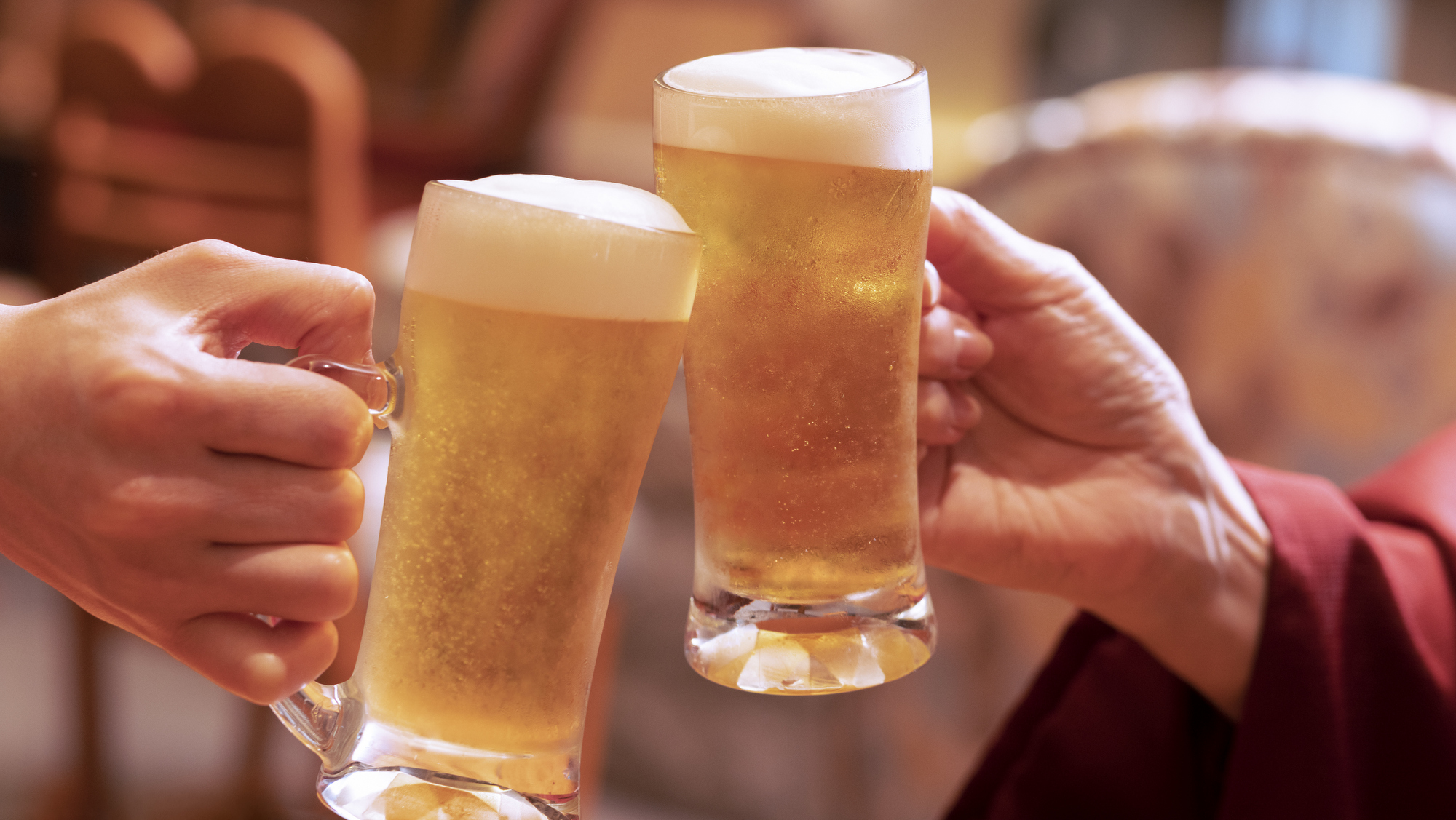 【ラウンジサービス】17時～18時は湯上りビールをサービス。時間内であれば何杯でもどうぞ