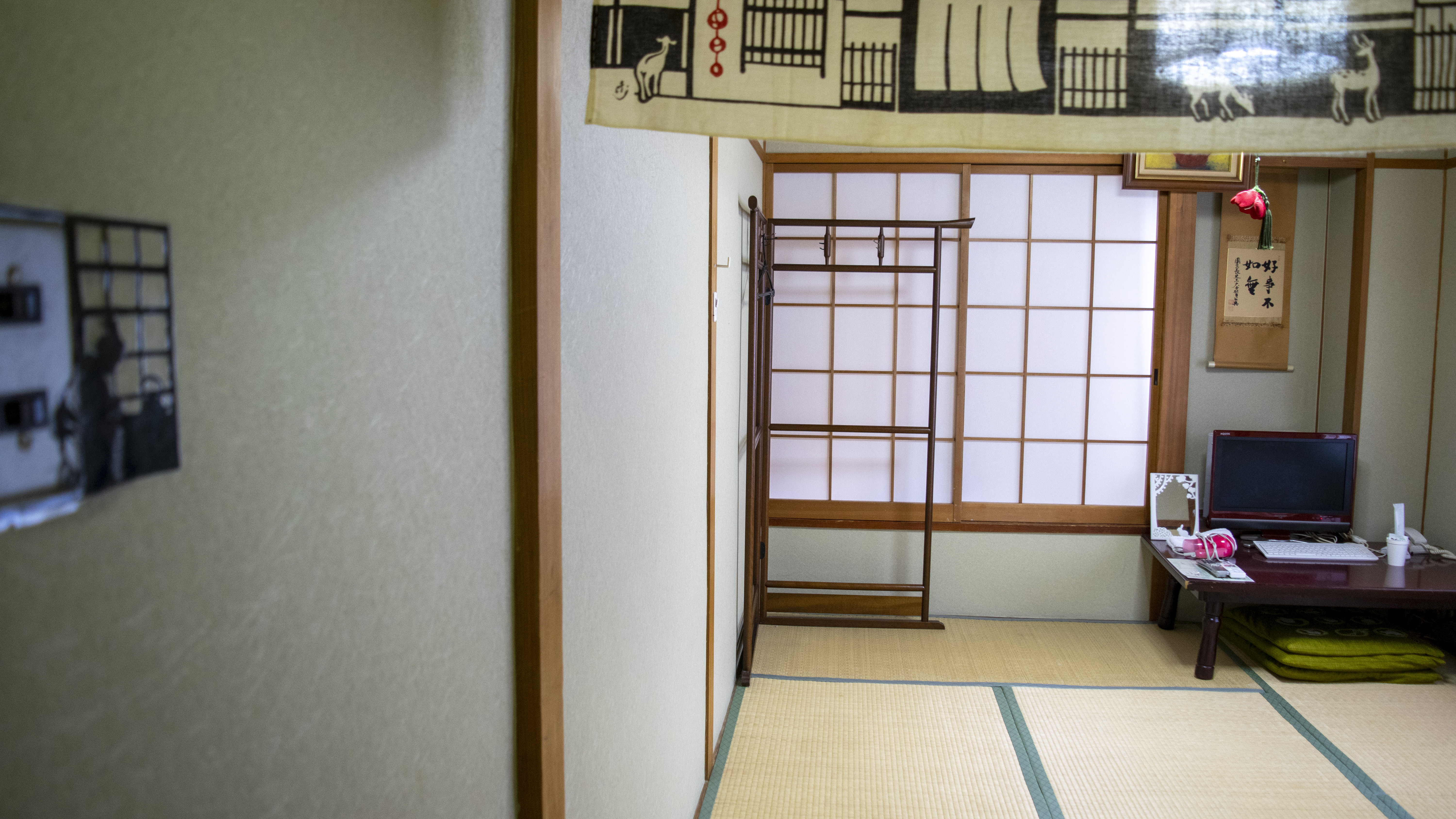 16：9