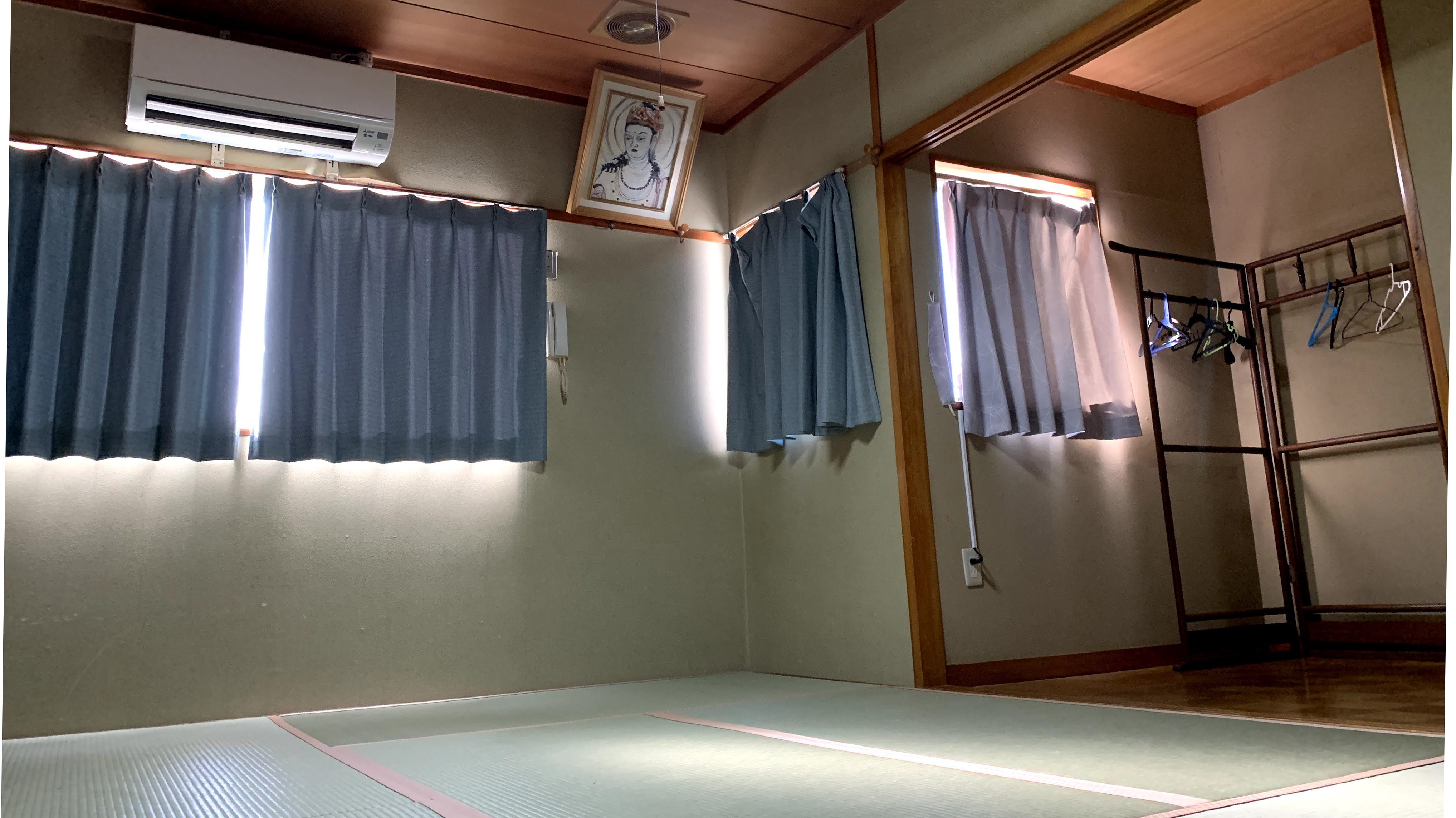 16：9