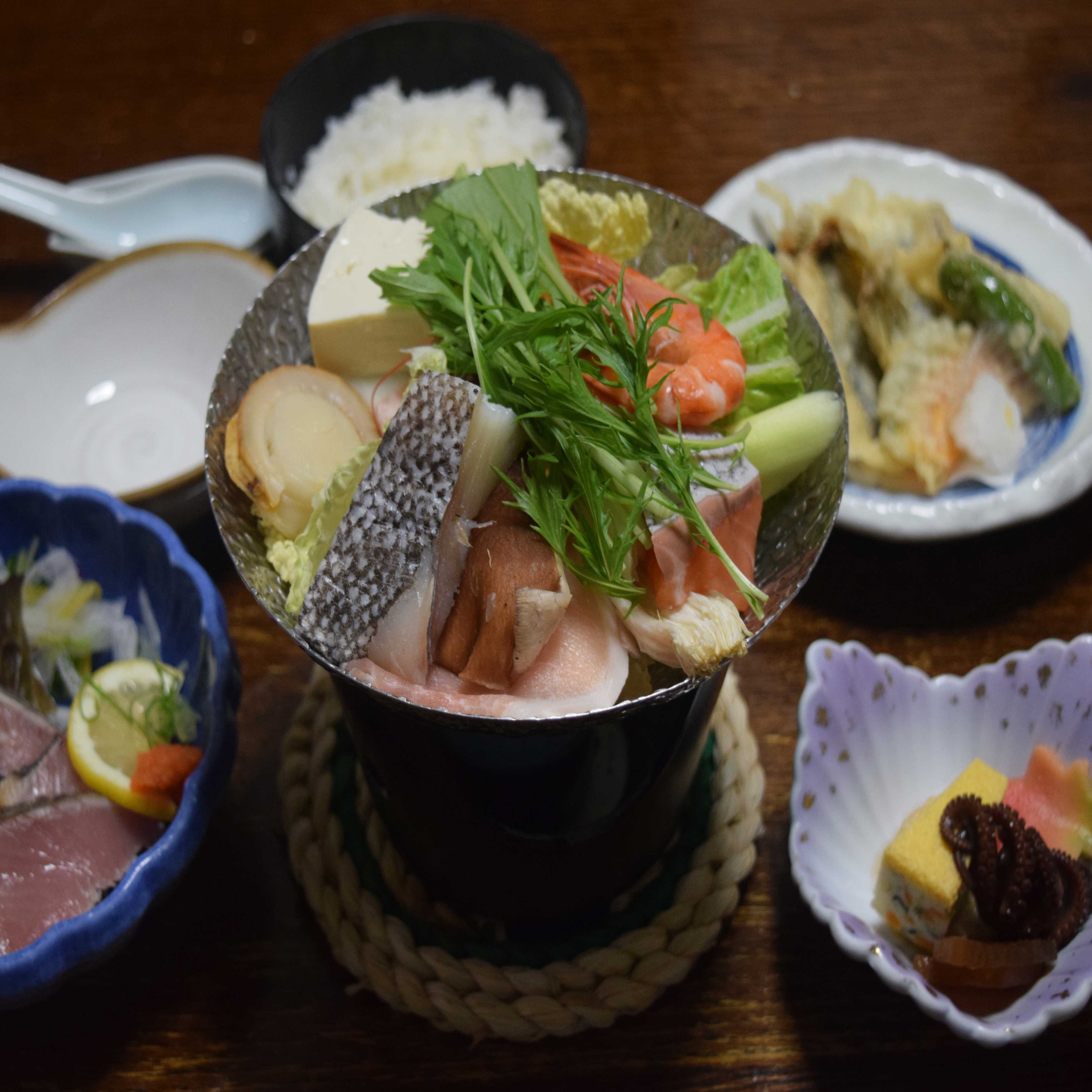 【夕食】≪日替わり定食≫　寄せ鍋