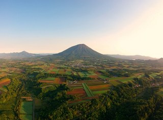 ルスツと羊蹄山