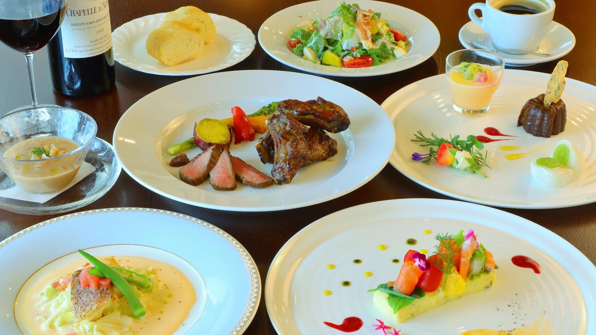 【1泊2食付】(※ペット不可)名物スペアリブ◎旬の欧風コースディナー♪「ベーシックプラン」