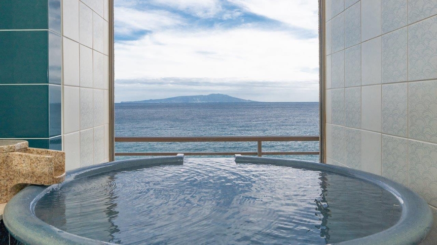 最上階７Ｆ/絶景・大島＆海を一望出露天風呂付客室和洋室（特別室）お部屋食