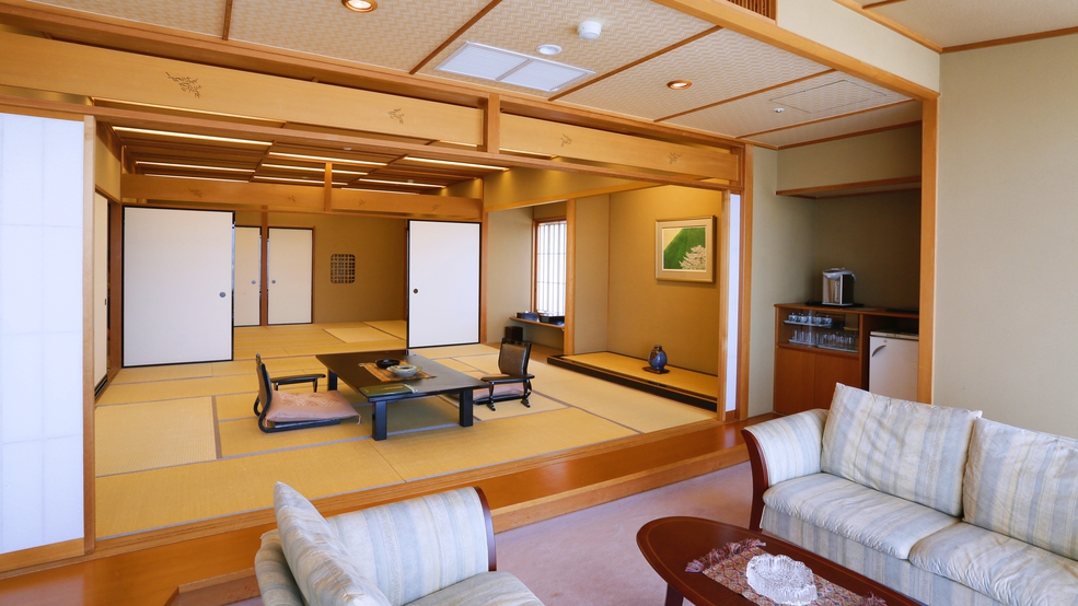 最上階10階－ラクザン(楽山)－露天風呂付き特別室