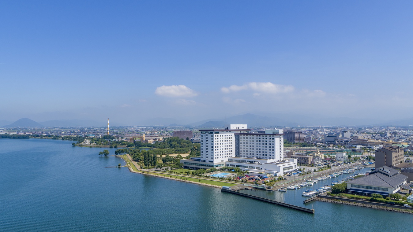 【さき楽15日前】都市と自然が交差する琵琶湖畔のスパリゾート＜素泊まり・ラウンジ特典付＞