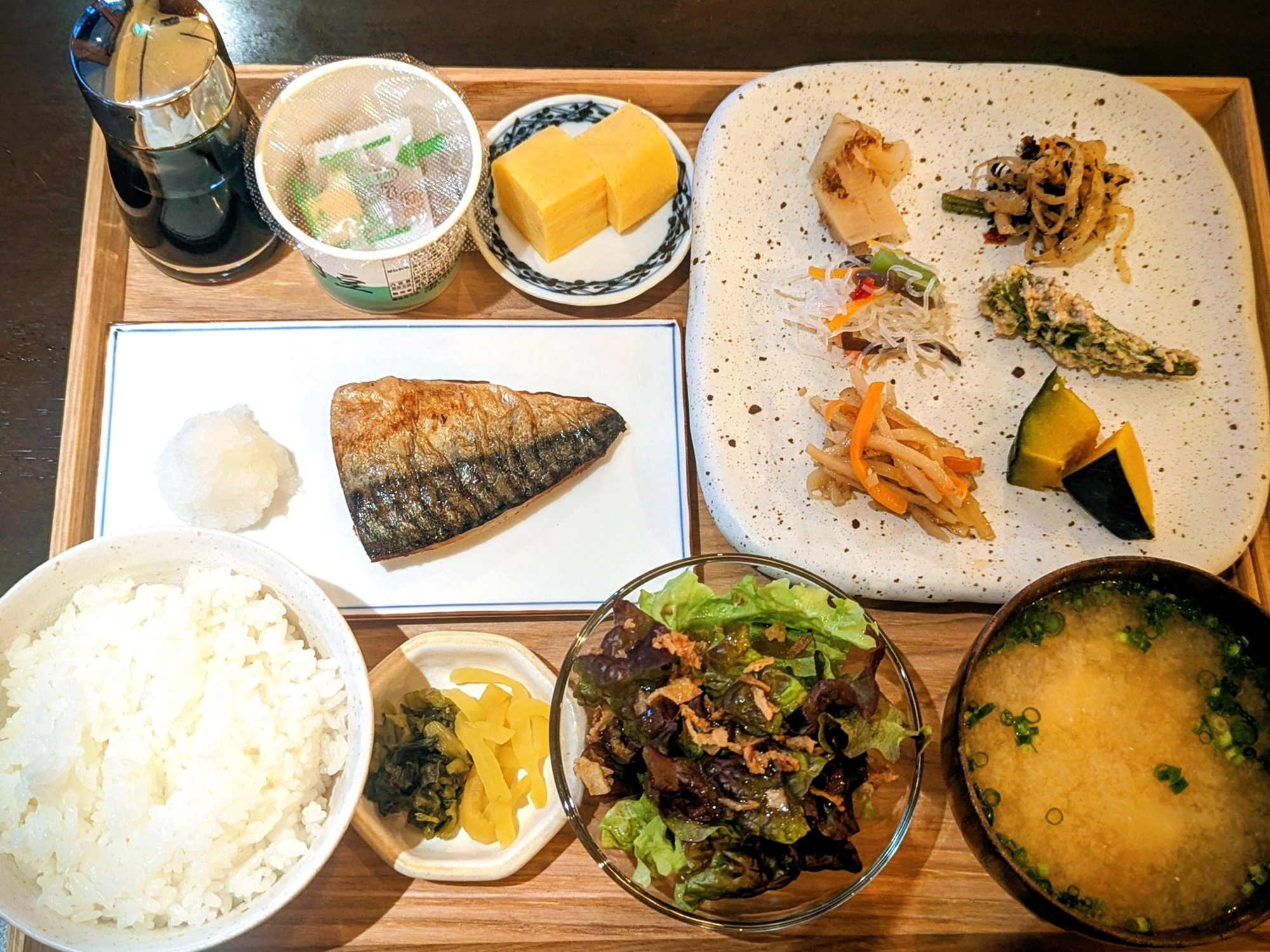 【朝食・一例】当館1階・TORIDORI　和定食