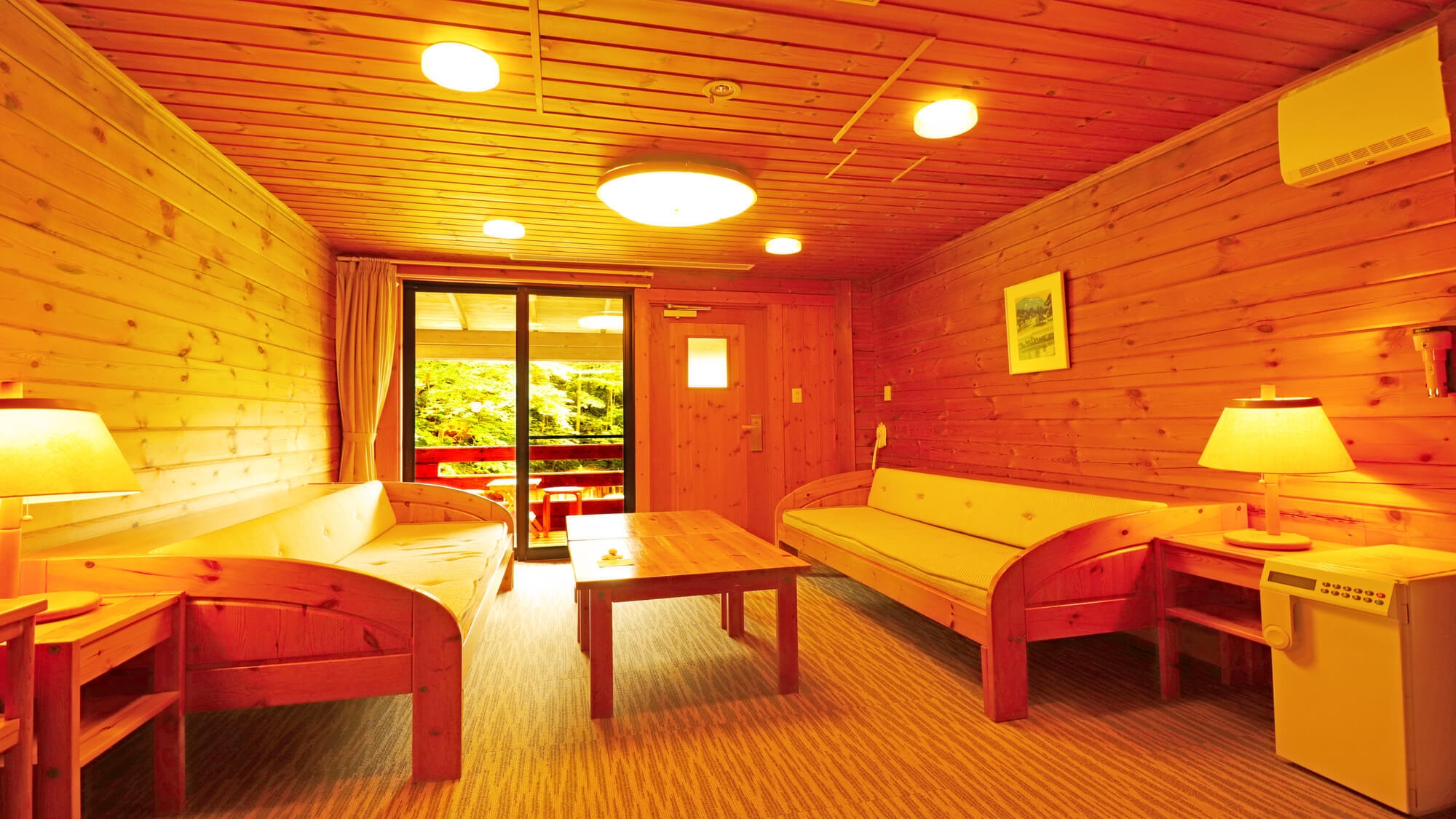 広いコテージでゆったりステイ