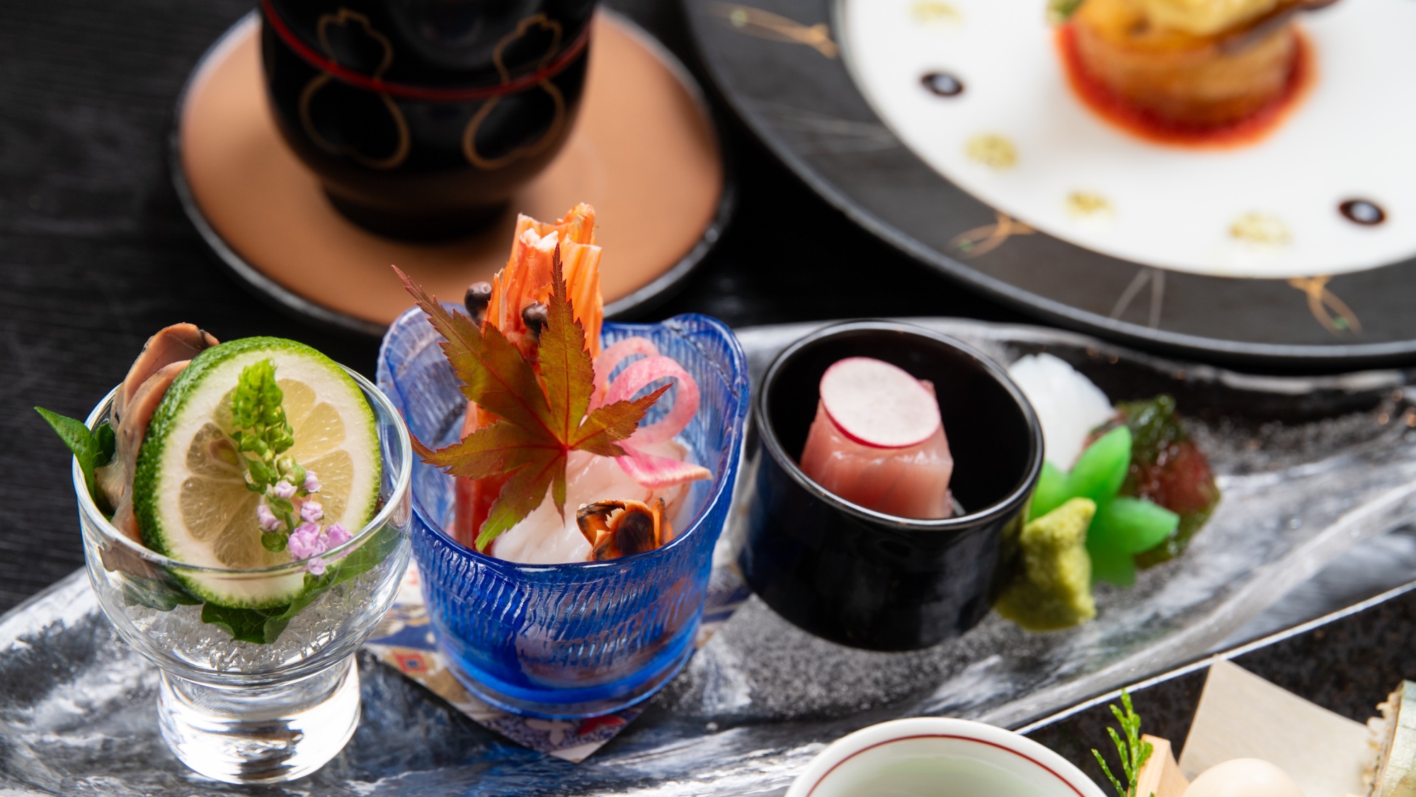 季節の食材を中心とした会席料理