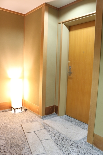 桜【特別和室】：入口②