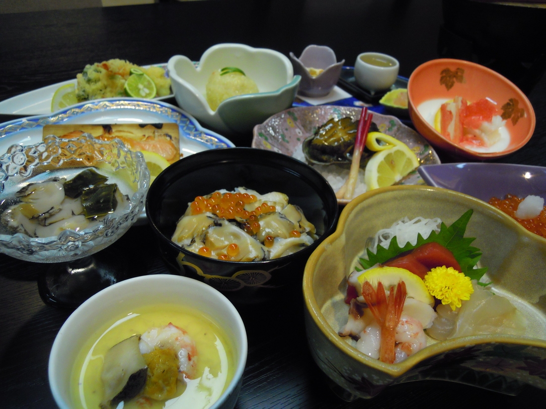 【夕朝食付】「美国膳」ーバラエティ豊かな海鮮料理を楽しむ御膳