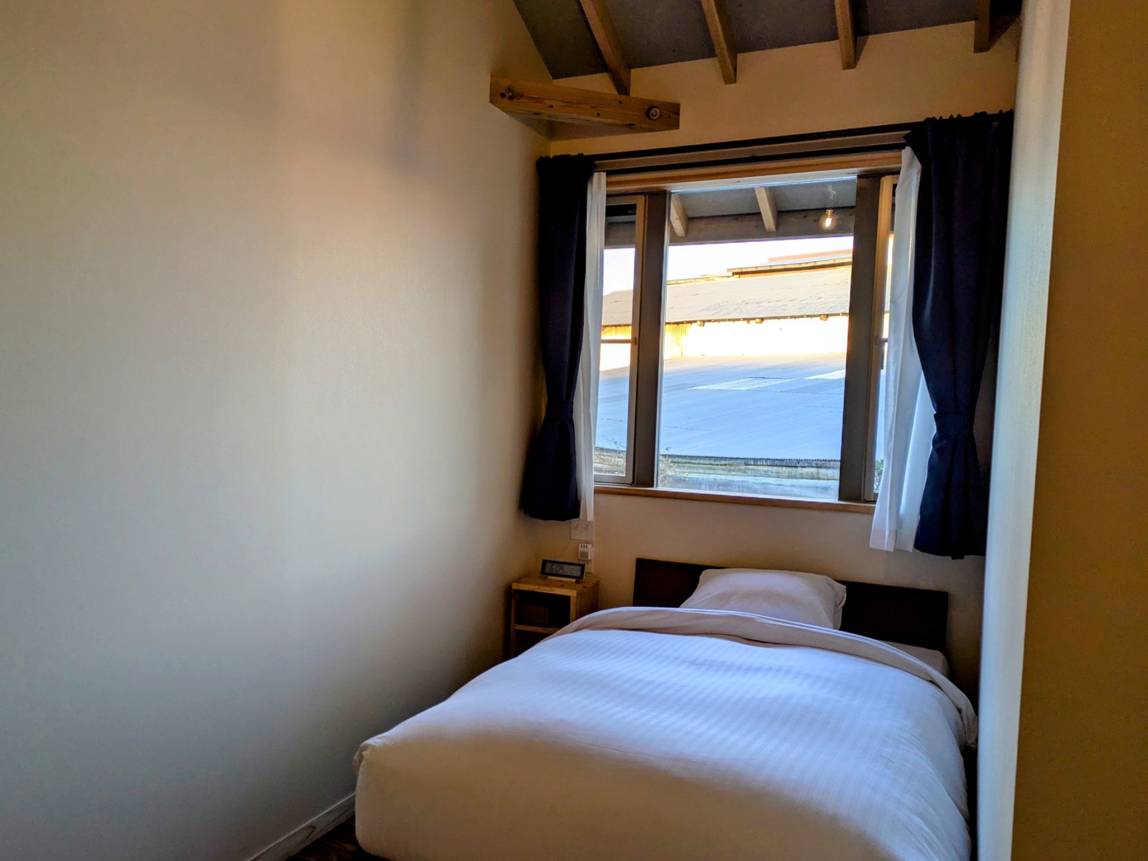 【2025年OPEN！２号棟・シングル】ベッド