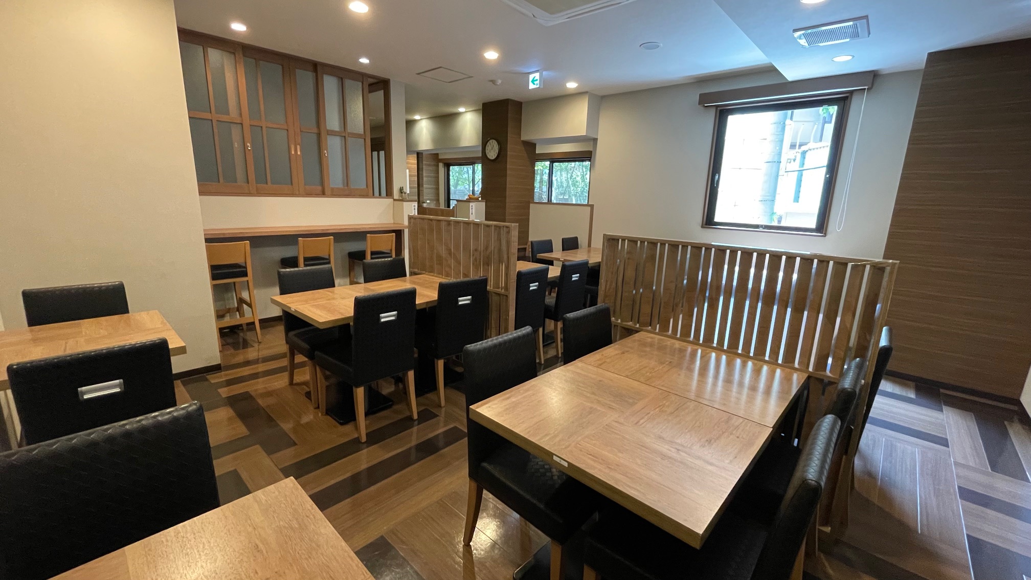 朝食・夕食会場②
