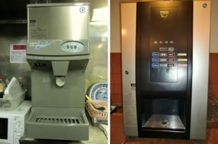 本館『ほていや』の製氷機と給茶機