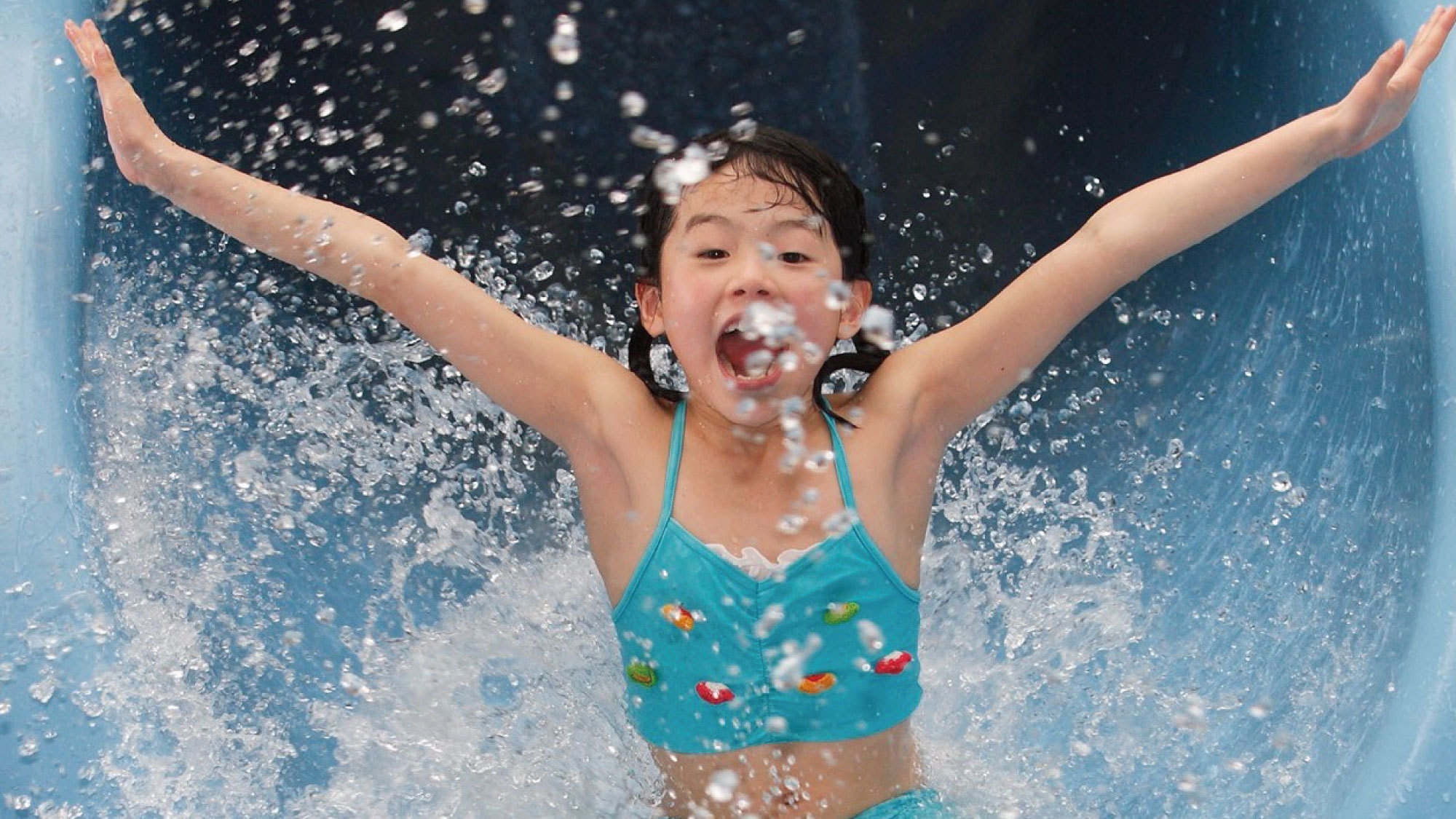 ファミリーランドフリーパス＆室内温水プールの特典付◆夏休みファミリープラン◆お子様歓迎